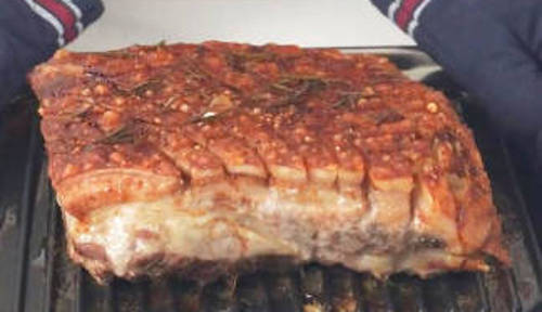 손님들 입이 떡 벌어지는 이불 삼겹살 구이